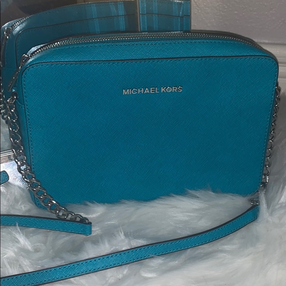 Michael Kors Crossbody purse